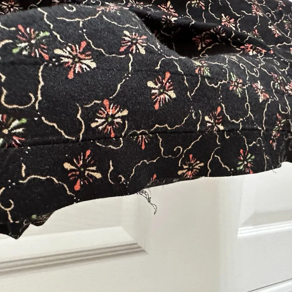 Free‎ People Debby Dot Romper Black Floral Button Viscose Collar Small - Picture 9 of 9